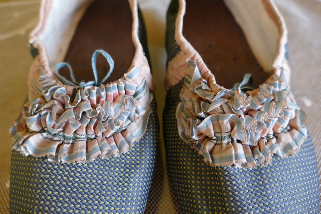 1 antique rococo shoes 1780