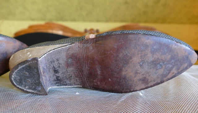 32 antique rococo shoes 1780
