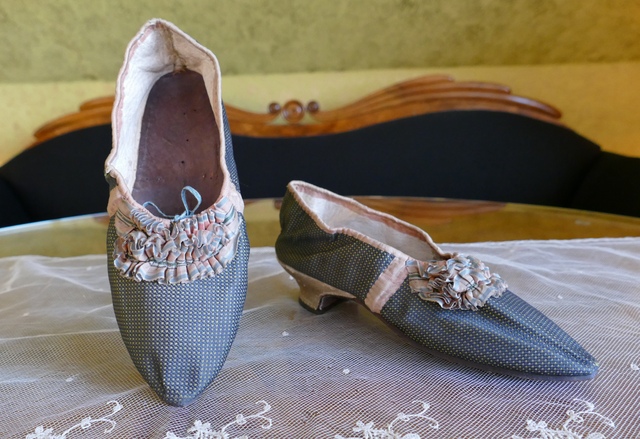 antique rococo shoes 1780