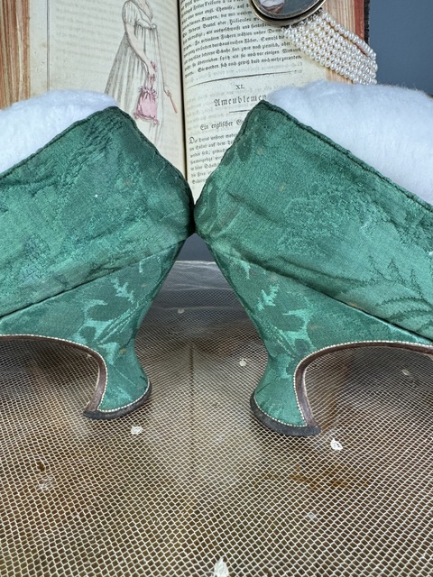 10 antique rococo shoes 1780