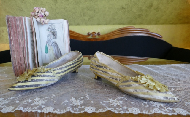 24 antique rococo shoes 1790