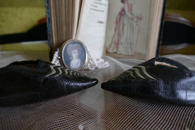 17 antique rococo overshoes 1792