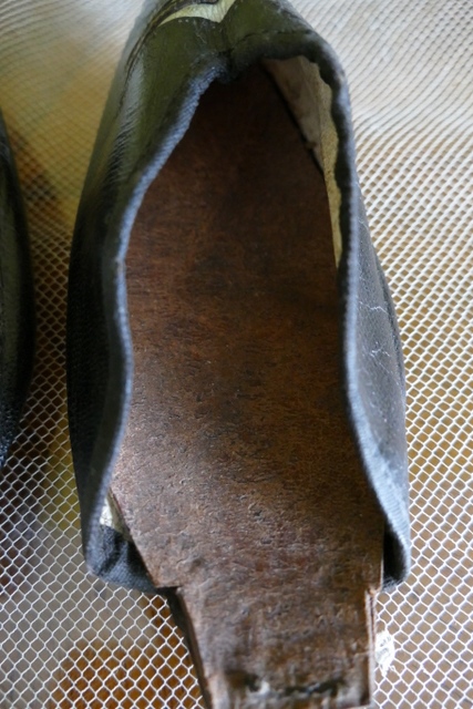21 antique rococo overshoes 1792