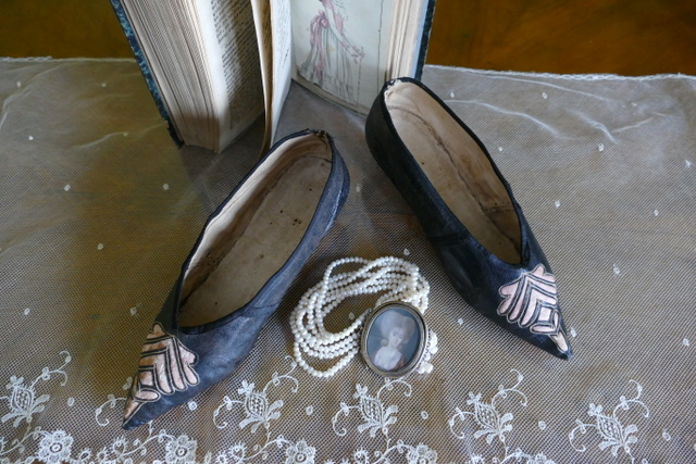 10 antique rococo shoes chevreau leather 1794