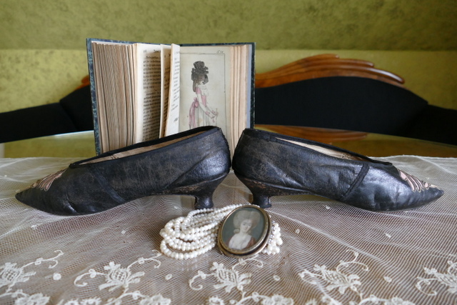 11 antique rococo shoes chevreau leather 1794