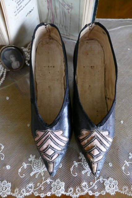 2 rococo shoes 1794
