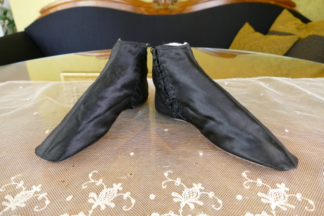 4 antique boots 1820s