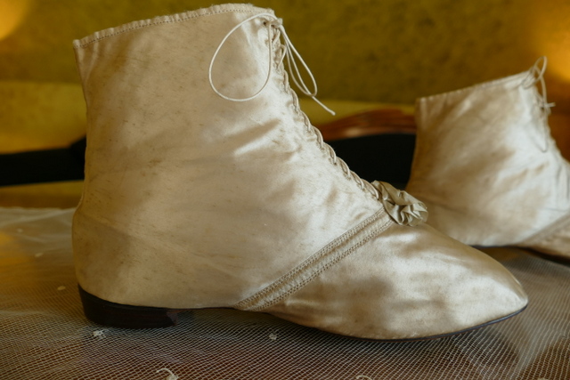 15 antique wedding boots 1818