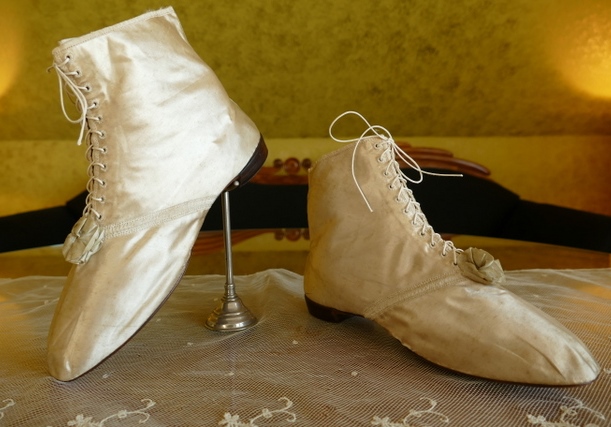 18 antique wedding boots 1818