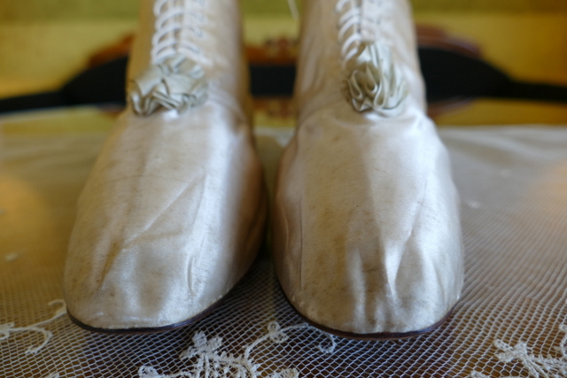 3 antique wedding boots 1818