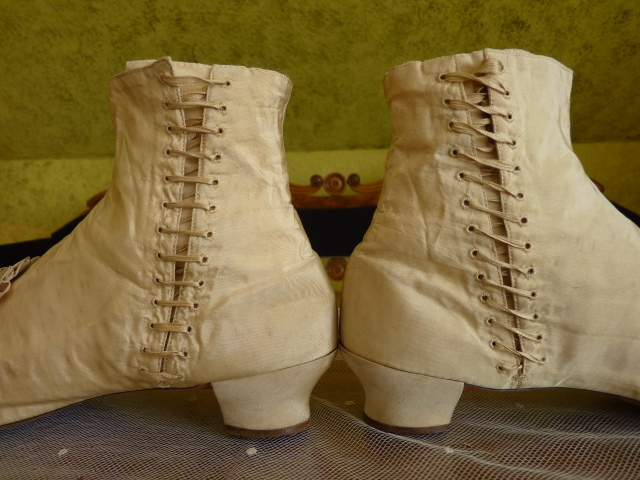 16 antique wedding shoes 1830