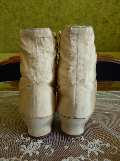 19 antique wedding shoes 1830