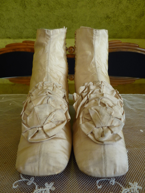 3 antique wedding shoes 1830