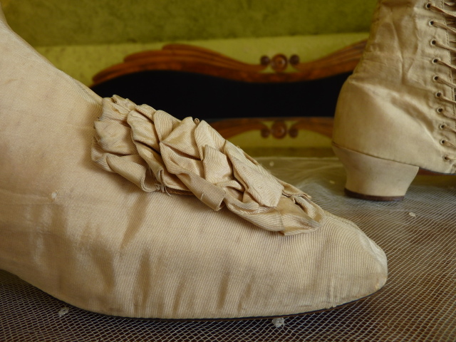 8 antique wedding shoes 1830