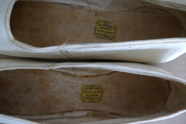 14 antique slip on shoes 1840