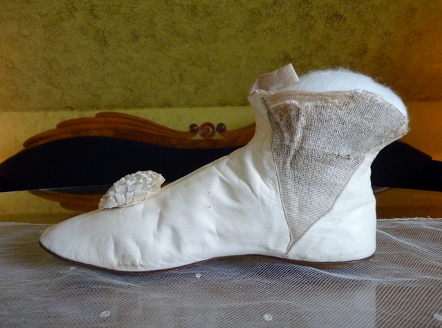 11 antique wedding boots 1845