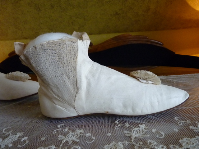 15 antique wedding boots 1845