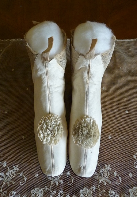 2 antique wedding boots 1845