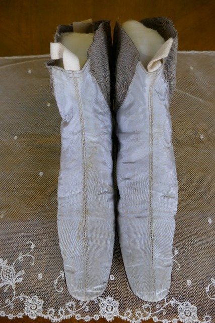 2 antique boots 1852