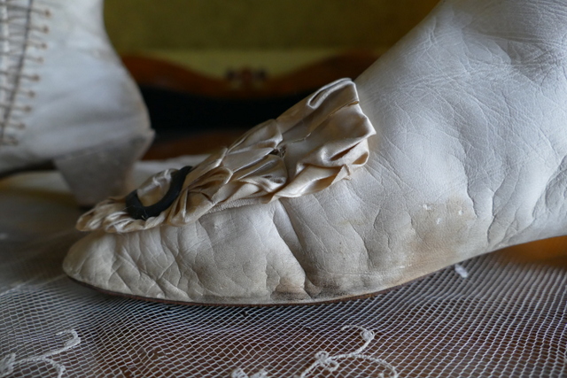 15 antique wedding boots 1855