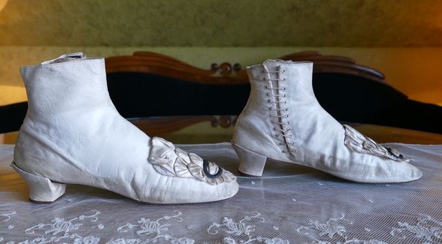 16 antique wedding boots 1855