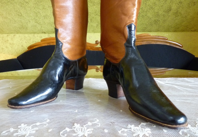 10 antique ridding boots 1890