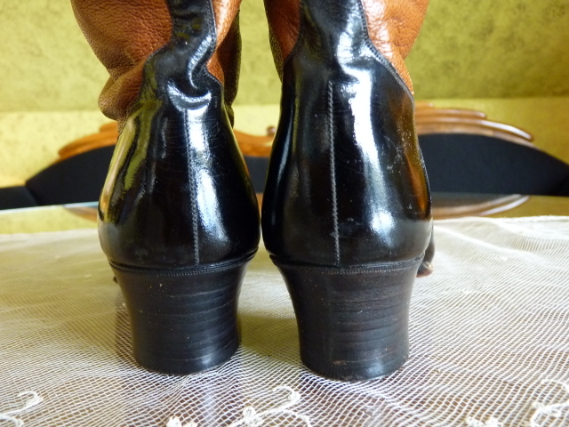 15 antique ridding boots 1890