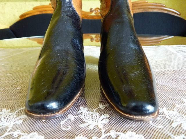 3antique ridding boots 1890