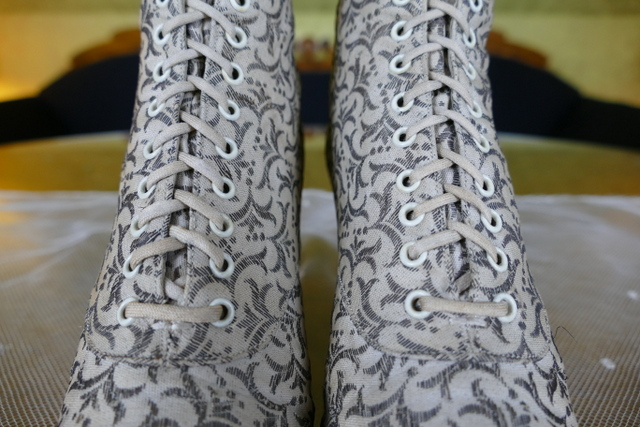 5 antique lace up boots 1895