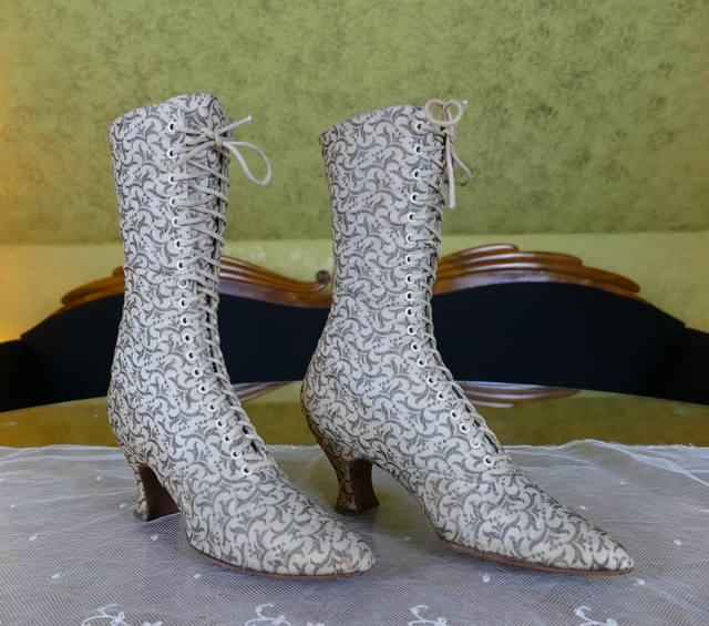 6 antique lace up boots 1895
