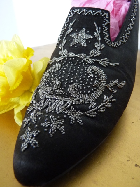 antike Schuhe, Schuhe 1900, antieke schoenen, chaussures fin XIXeme, scarpine 1900, antikes Kleid, Mode um 1900, Kostüm 1900, victorianische Schuhe