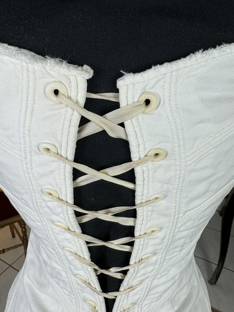 12 antique corset 1810