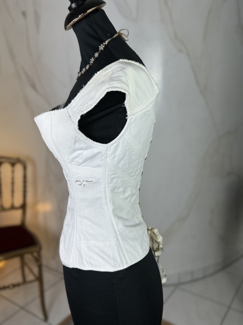 8 antique corset 1810