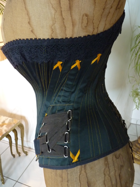 31 antique corset 1879
