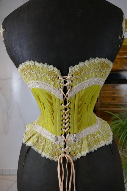 9 antique corset 1880