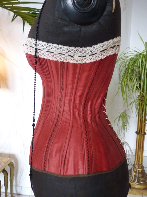 16 antique corset 1880