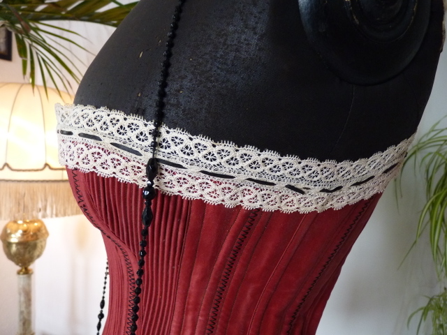 17 antique corset 1880