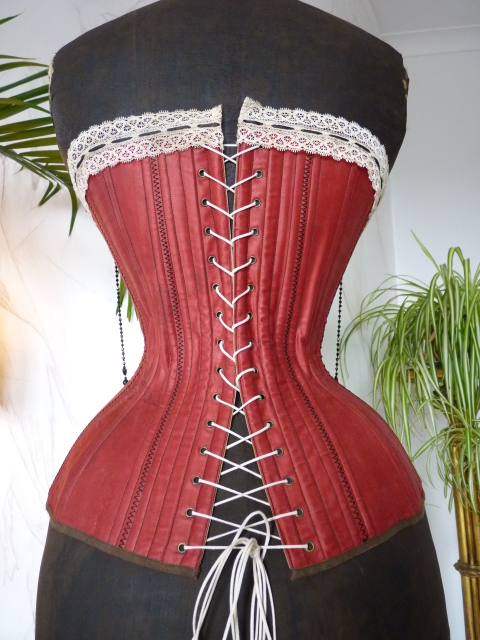 20 antique corset 1880