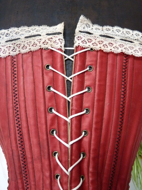 22 victorian corset 1880