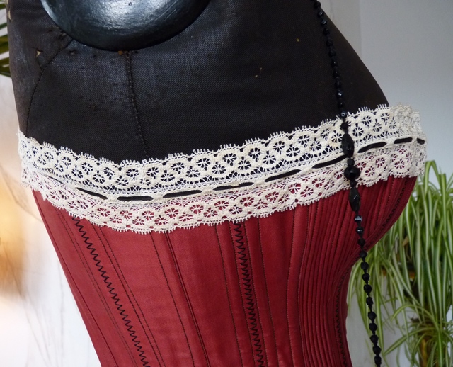 26 victorian corset 1880