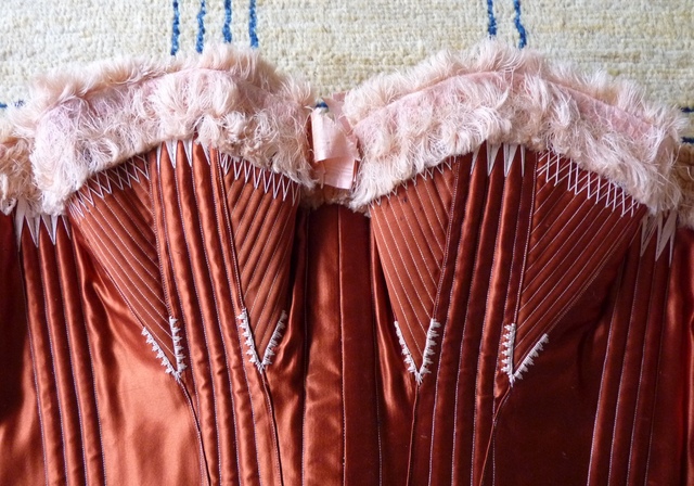 36 antique maternity corset 1885