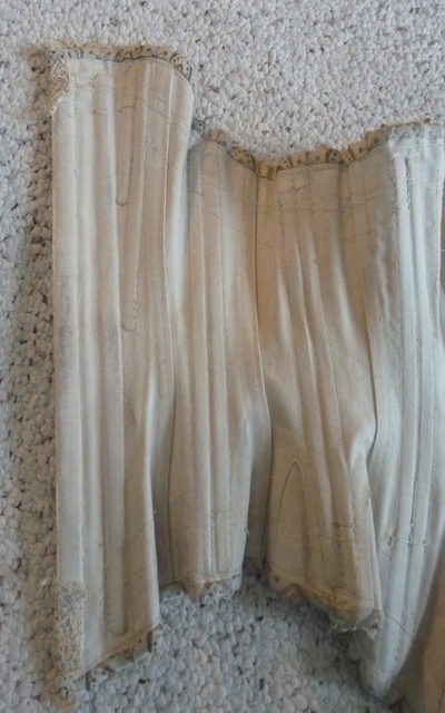 35 antieke corset 1889