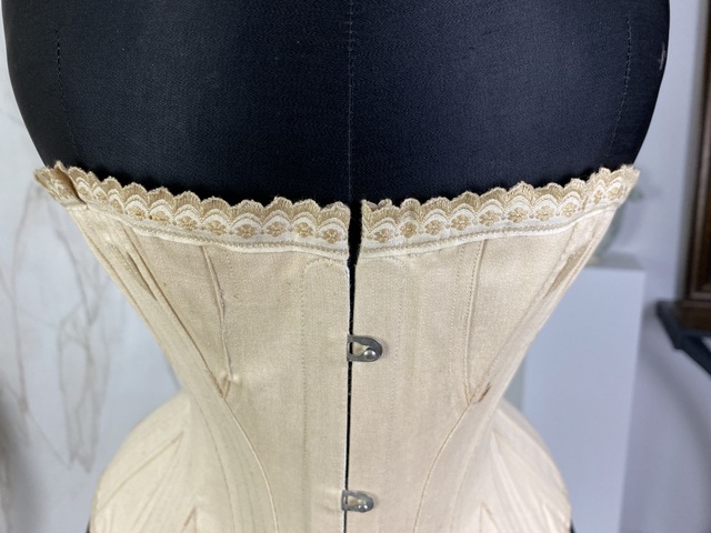 3 antique a la sirene corset 1890