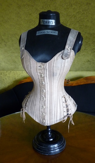 10 antique corset mannequin 1890