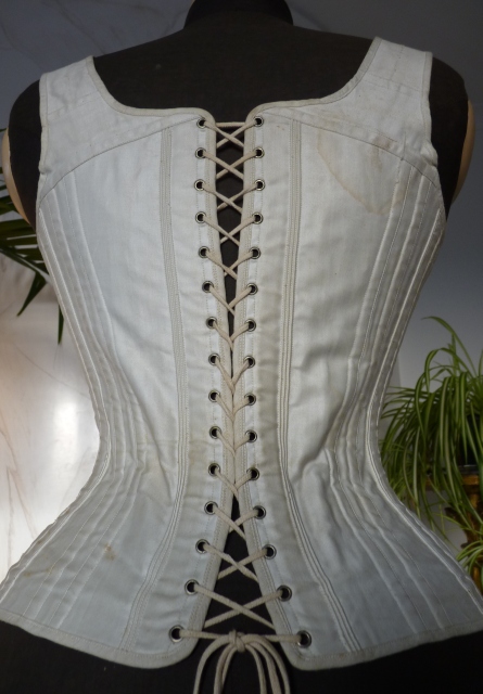 17 antique ferris corset 1890