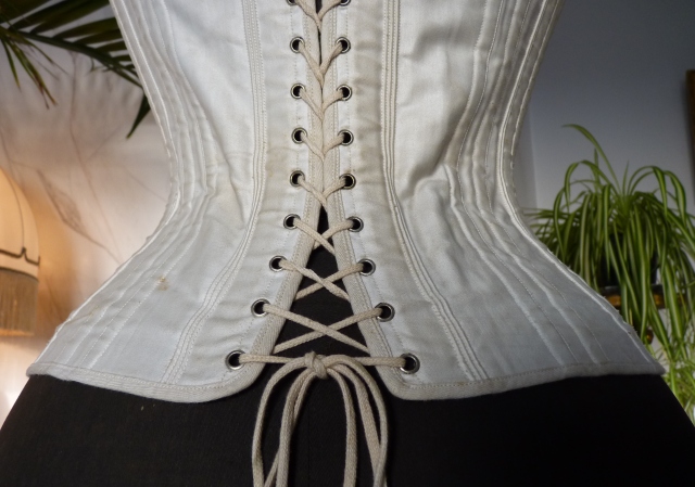 18 antique ferris corset 1890