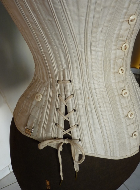 9 antique ferris corset 1890