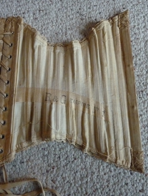 92 antique corset 1890