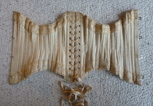97 antique corset 1890