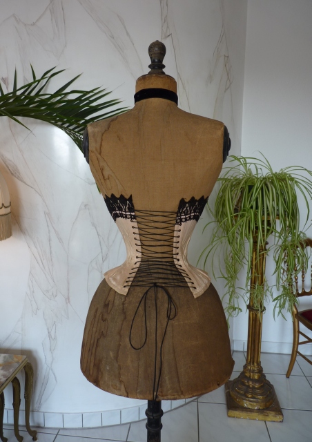 19 antique corset 1890